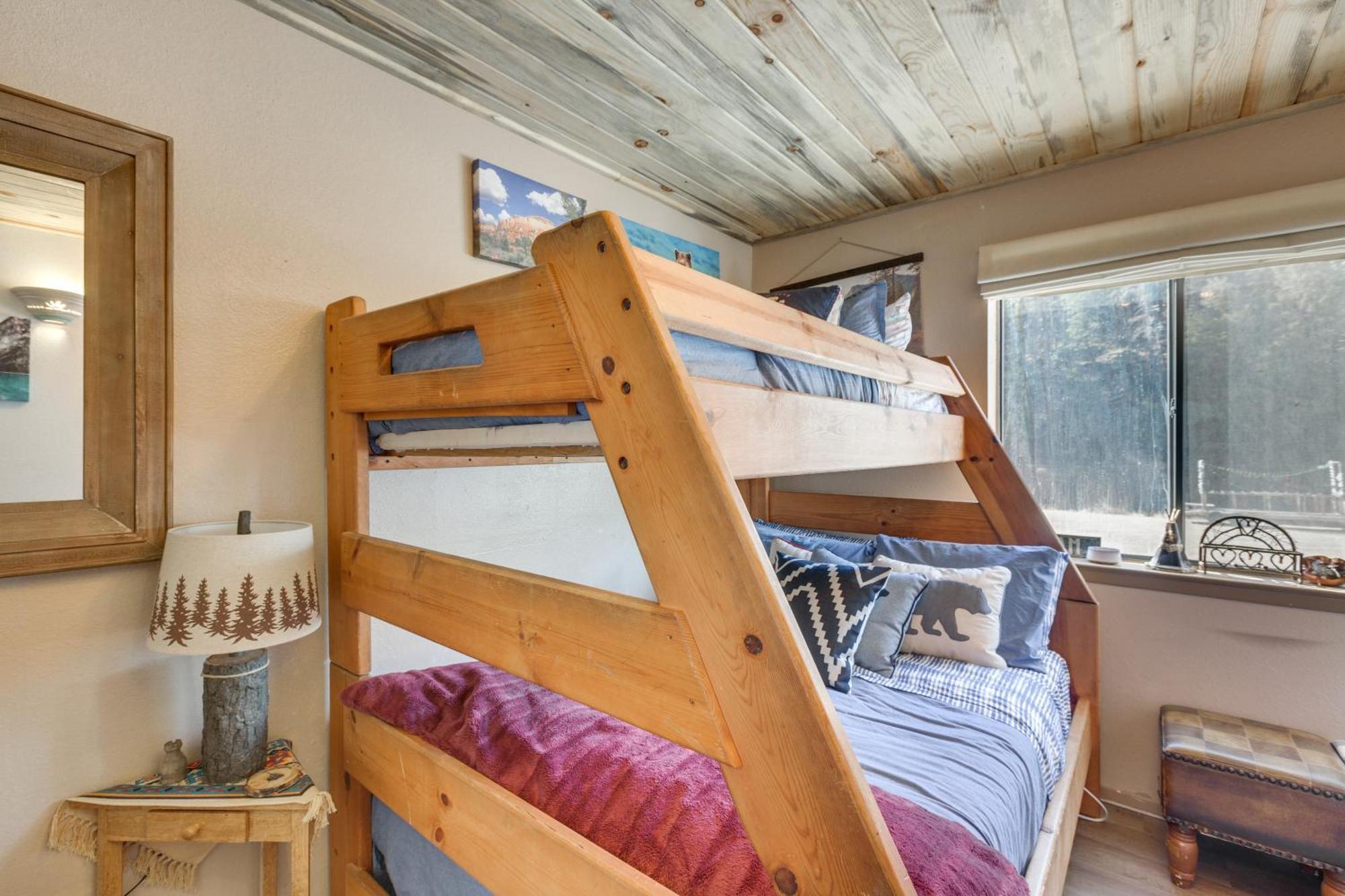 Ski-In Red River Retreat Balcony, Mountain Views! Ngoại thất bức ảnh