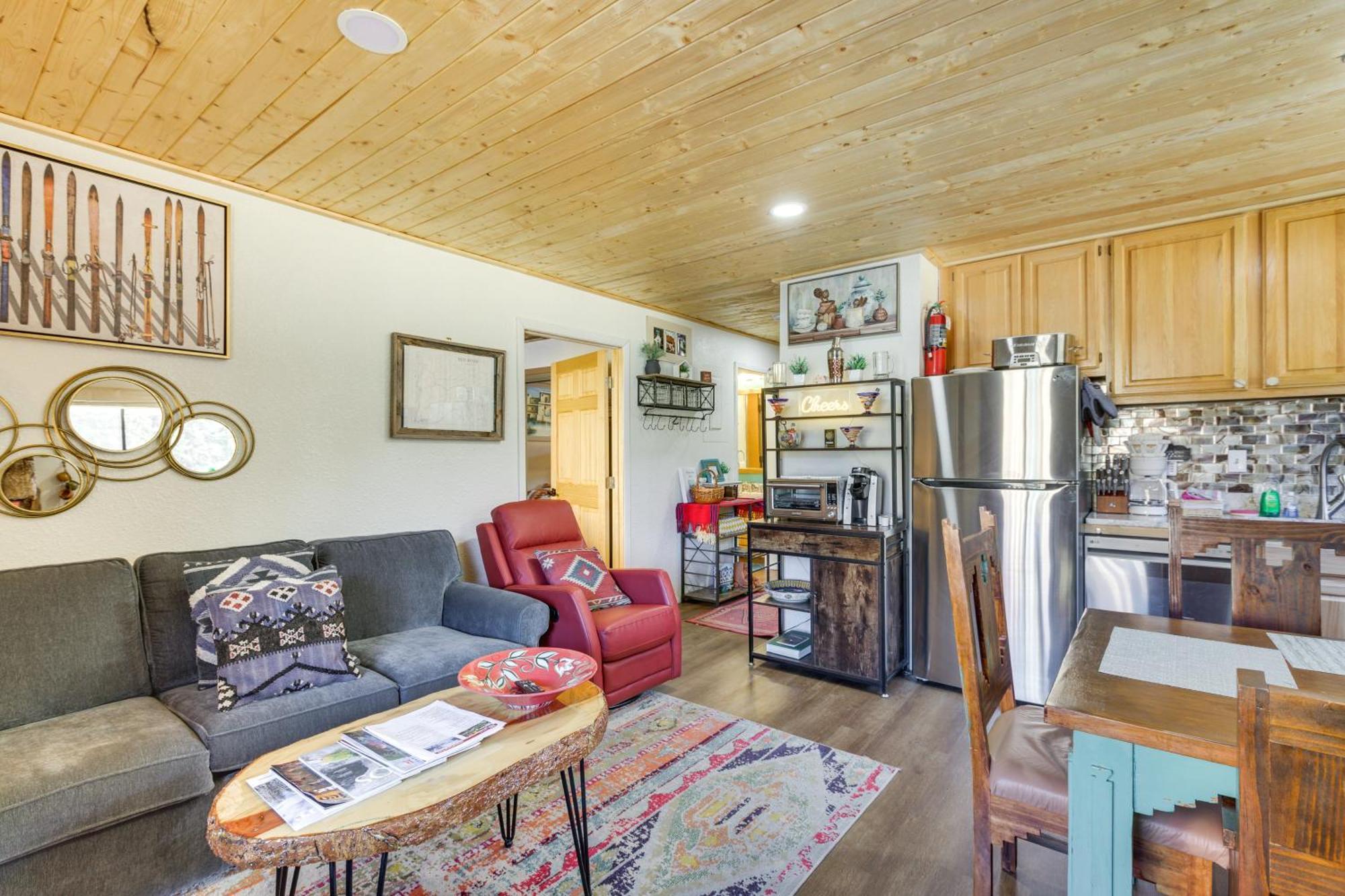 Ski-In Red River Retreat Balcony, Mountain Views! Ngoại thất bức ảnh